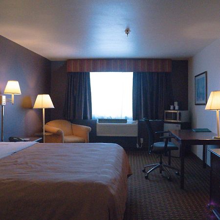 Quality Inn & Suites Юма Екстериор снимка