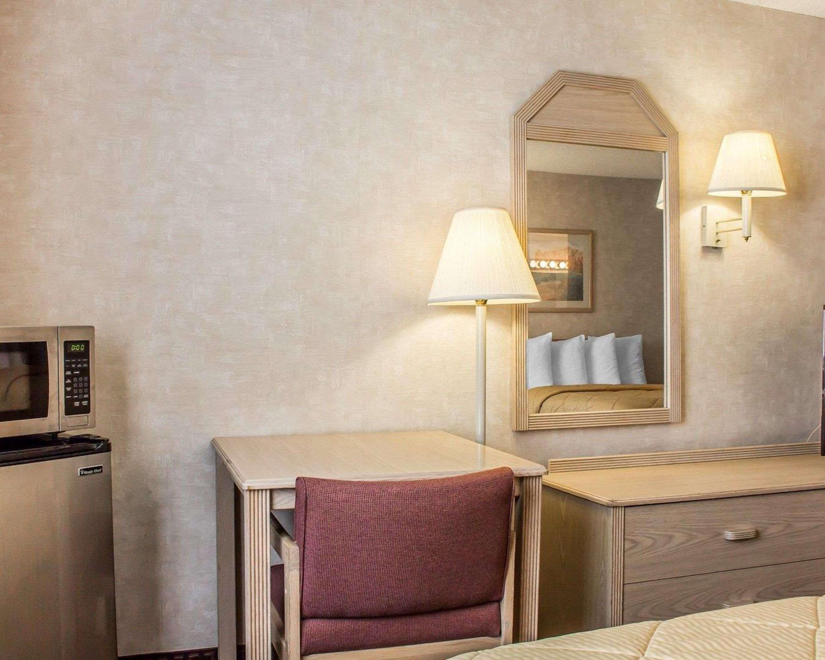 Quality Inn & Suites Юма Екстериор снимка