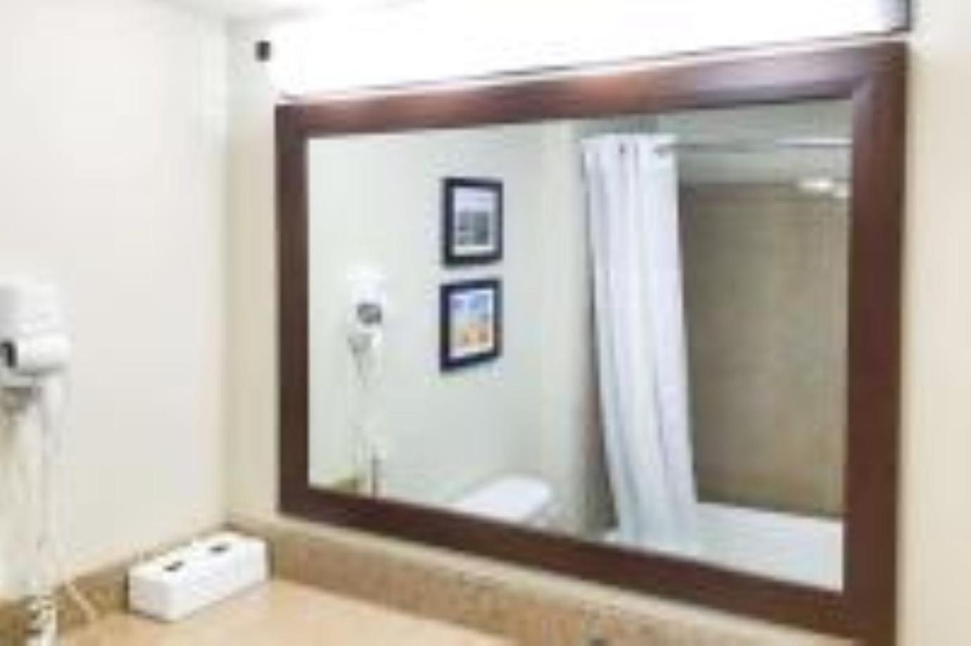 Quality Inn & Suites Юма Екстериор снимка