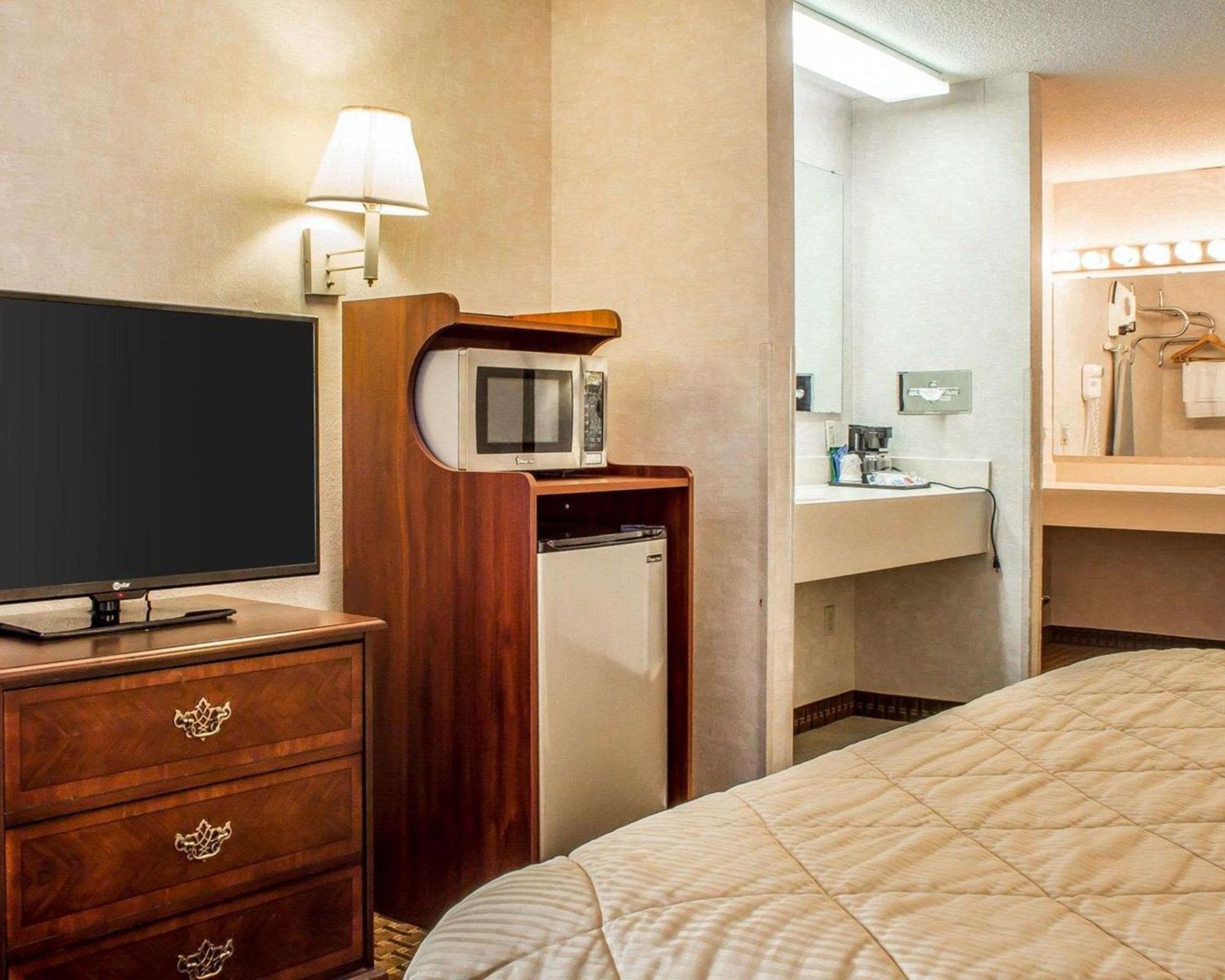 Quality Inn & Suites Юма Екстериор снимка