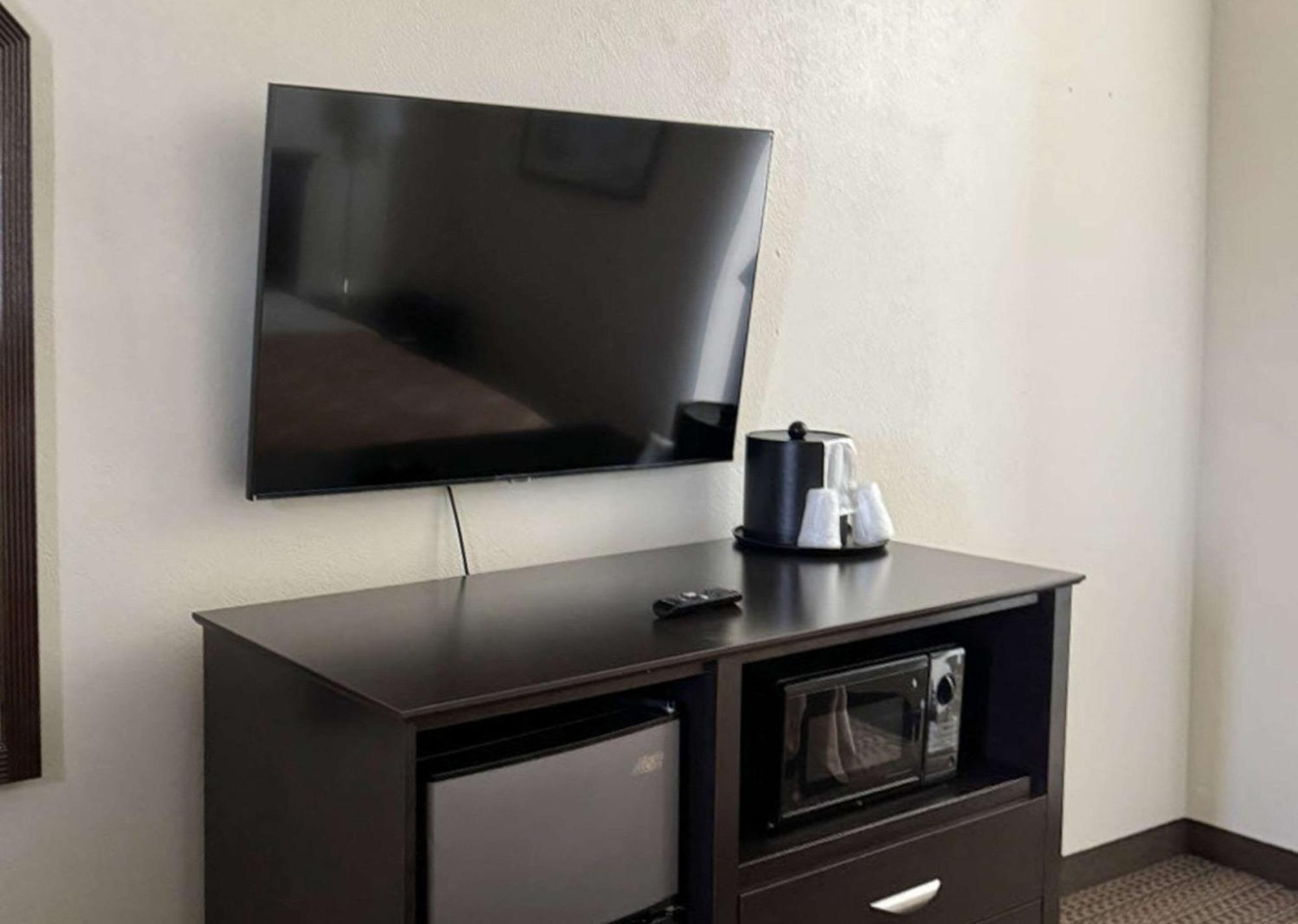 Quality Inn & Suites Юма Екстериор снимка