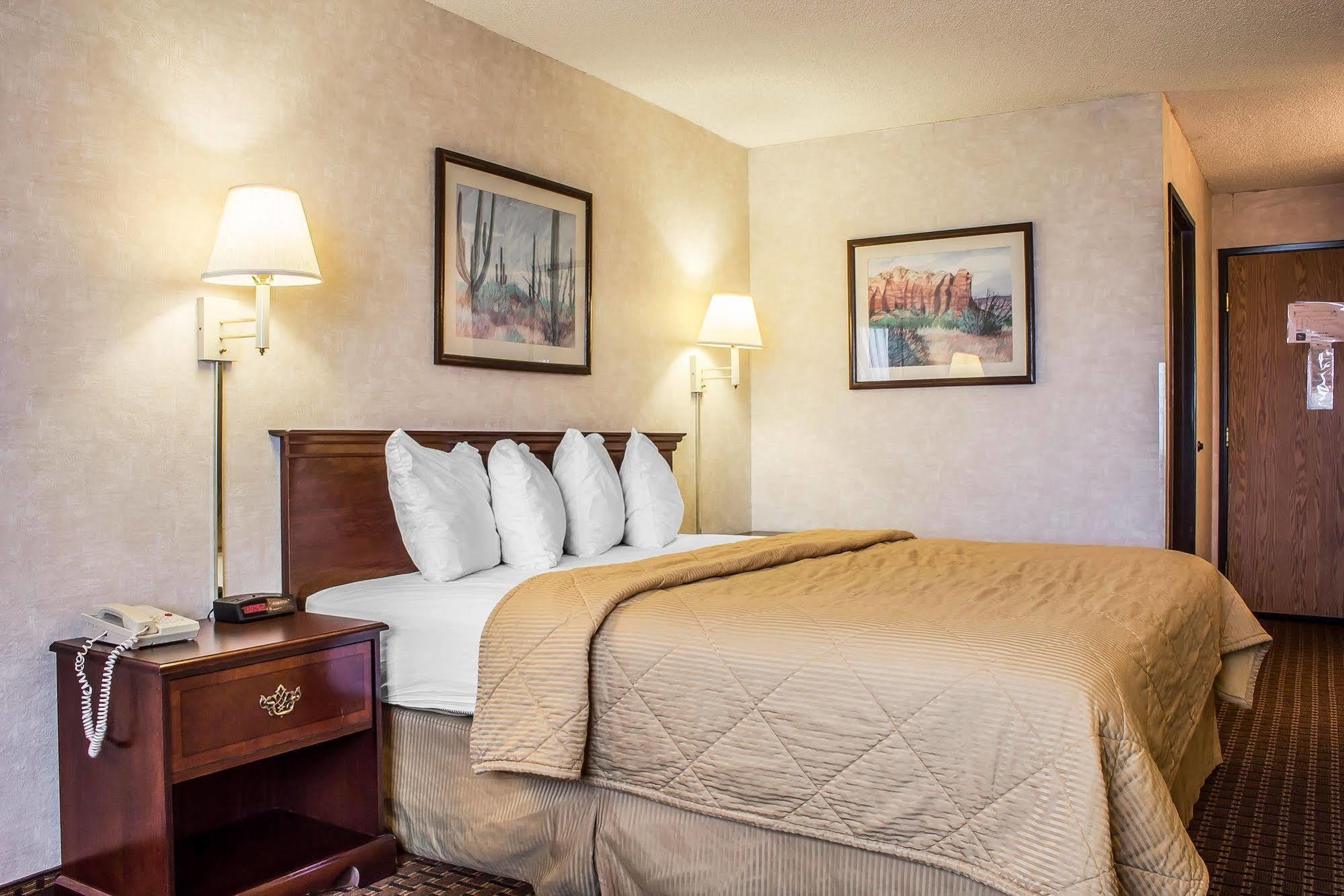 Quality Inn & Suites Юма Екстериор снимка