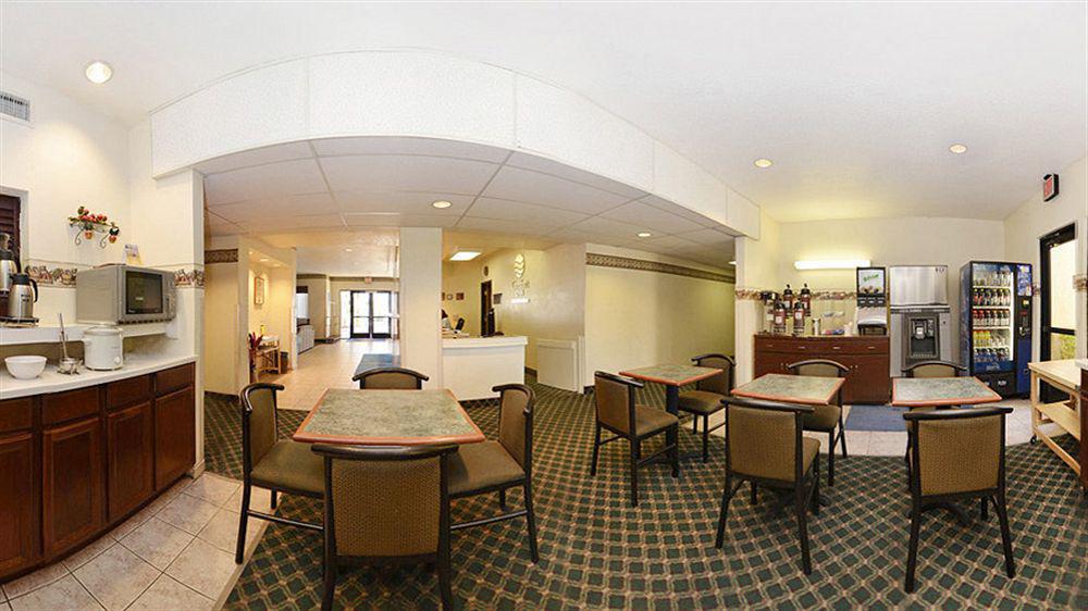 Quality Inn & Suites Юма Екстериор снимка